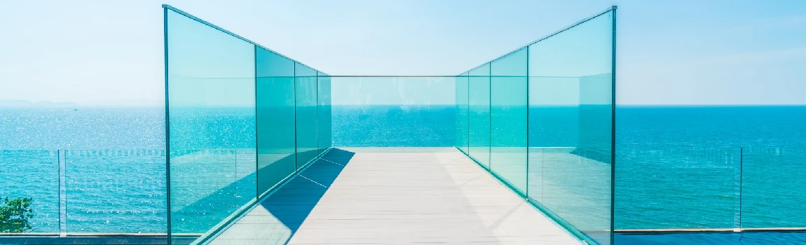 Customized Glass Pool Fence Repair Services in Jacksonville, FL